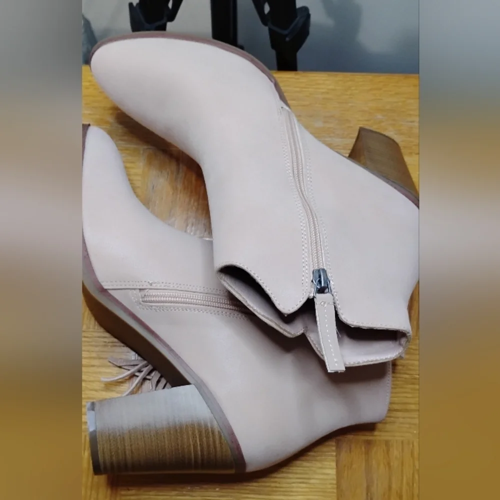 MIA Light Pink Ankle Booties - Picture 13 of 14